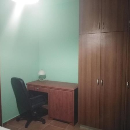 Vicky'S Apartment Near To The Airport Ολόκληρο Διαμέρισμα Andimáhia Kültér fotó