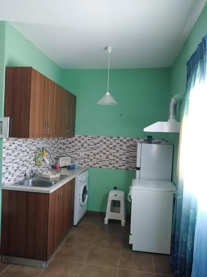 Vicky'S Apartment Near To The Airport Ολόκληρο Διαμέρισμα Andimáhia Kültér fotó