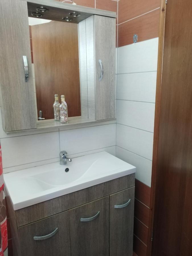 Vicky'S Apartment Near To The Airport Ολόκληρο Διαμέρισμα Andimáhia Kültér fotó